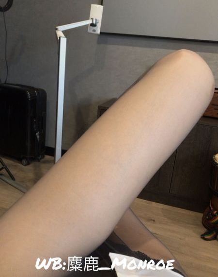 漂亮秘书的滋味