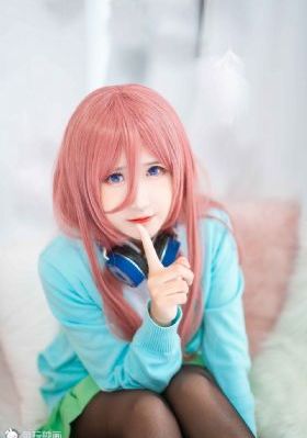 《交换:完美的邻居》中字