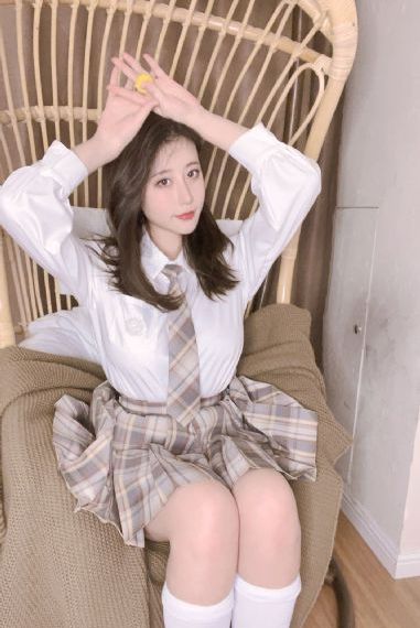 公与4个熄乱理在线播放