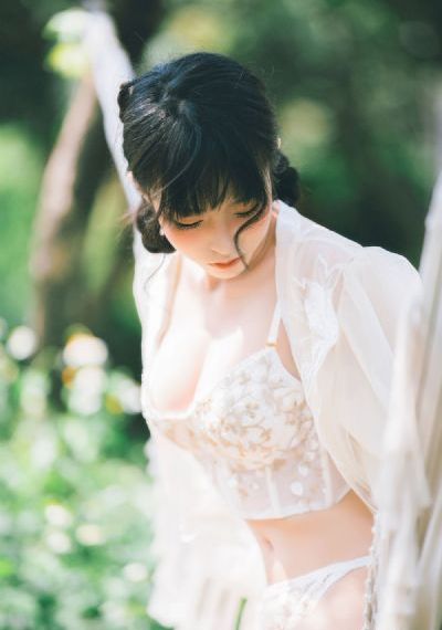 不一样的童话免费观看